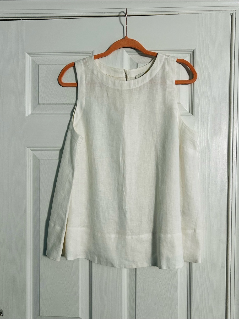 Banana Republic Sleeveless White Linen Tank Top, size Large